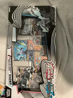 Pokemon Black & White Bolt Flare Heavy Hitters Premium Collection Box - Image 1