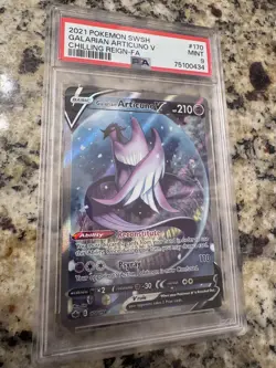 2021 POKEMON SWORD & SHIELD CHILLING REIGN FULL ART/GALARIAN ARTICUNO V PSA 9 - Image 1