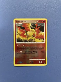 Moltres 10/100 Reverse Holo Rare Majestic Dawn Pokemon Card - Lightly Played - Image 1