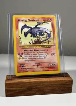 Shining Charizard 107/105 Neo Destiny Pokemon Card - Lightly Played - Vintage - Image 1