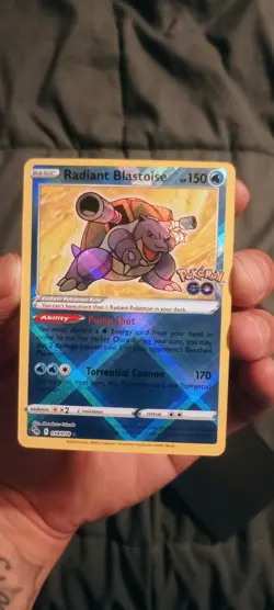 Radiant Blastoise 018/078 Pokemon GO Holo - Image 1