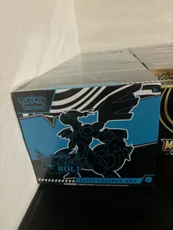 Pokemon Scarlet & Violet Black Bolt Elite Trainer Box – Zekrom, 9 Packs - Image 3