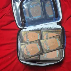 Wizards of the Coast Magic: The Gathering Mixed Card Lot - Standard English - Image 1