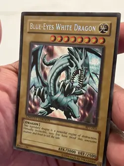 Blue-Eyes White Dragon BPT-003 Secret Rare REVERSE FOIL ERROR Yu-Gi-Oh TCG MP - Image 3