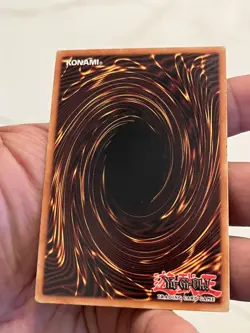 Blue-Eyes White Dragon BPT-003 Secret Rare REVERSE FOIL ERROR Yu-Gi-Oh TCG MP - Image 4