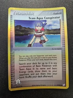 Pokemon Team Magma vs Team Aqua Team Aqua Conspirator Reverse Holo 77/95 EXC-NM - Image 1