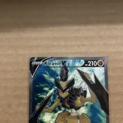Kleavor V SWSH248 Black Star Promo Full Art Holo Pokemon Card - Image 2