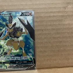 Kleavor V SWSH248 Black Star Promo Full Art Holo Pokemon Card - Image 4