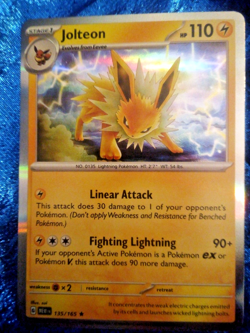 Jolteon 135/165 Pokemon Scarlet & Violet 151 Hologram Foil Rare Card TCG CCG - Image 1