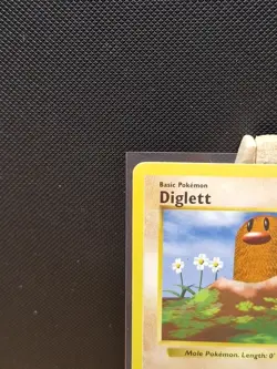 Pokemon TCG 1999 WOTC Base Set Shadowless Diglett 47/102 - Light Play - Image 3