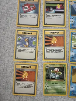 30x Pokemon Cards (Base, Jungle & Fossil) Includes Machoke, Magikarp, Ivysaur - Image 2