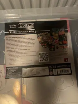 Pokemon TCG Evolving Skies Elite Trainer Box Sealed ETB - Image 3
