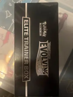 Pokemon TCG Evolving Skies Elite Trainer Box Sealed ETB - Image 5