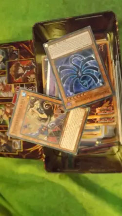 YU-GI-OH TRADING CARDS IN 25TH QUARTER CENTURY TIN - Image 2