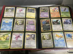 Pokemon TCG Binder Card Collection Lot Vintage English C/UC LP-DMG Lot 1D - Image 5