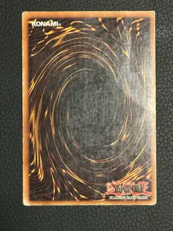 Konami Blue-Eyes White Dragon Ultra Rare SDK-001 Starter Deck: Kaiba Unlimited - Image 2