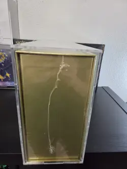 Pokemon 25th Anniversary Golden Box Japanese Factory sealed mint - Image 2