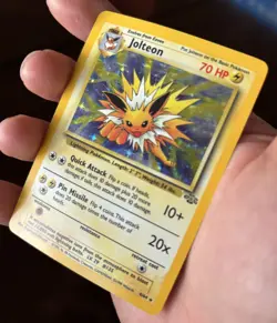 Pokemon Jolteon Holo Rare Jungle 4/64 1999 - Image 1