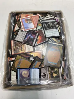 Unsorted Magic: The Gathering TCG and CCG Trading Cards (2000 Plus Cards) - Image 1