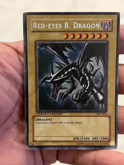 YUGIOH TCG RED EYES B. DRAGON SECRET RARE BPT-005 REVERSE FOIL ERROR misprint MP - Image 1