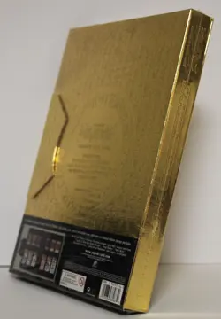 YuGiOh Master Collection Volume 1 Sealed Box Set 6 Booster Packs 6 Variant Cards 53334389679 - Image 5