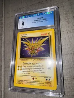 Pokemon TCG: Zapdos. Fossil Unlimited NON HOLO CGC Mint 9. - Image 2