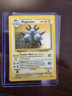 Magneton 9/102 Holo Unlimited WOTC Base Set Pokemon Card 1999 LP - Image 1