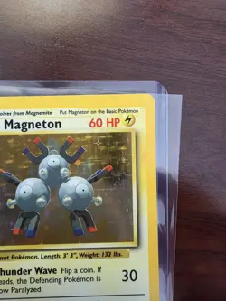 Magneton 9/102 Holo Unlimited WOTC Base Set Pokemon Card 1999 LP - Image 3