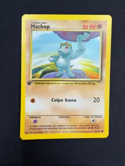 Pokemon Machop 52/102 Set Base Prima Edizione Wizards ITA Carte Vintage - Image 1