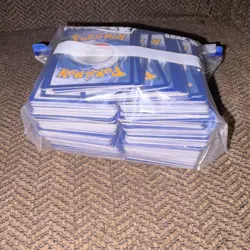 Pokemon TCG Mixed Card Lot Pokemon & Energy Cards in Zip Bag most energy 700card - Image 1
