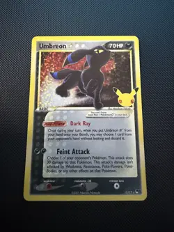 Pokemon - Umbreon #17/17 Gold Star Holofoil Celebrations Collection NM - Image 1