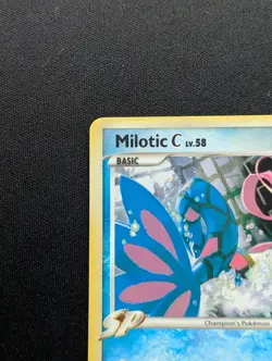 M/NM Pokemon Milotic C Holo Card 35/147 Supreme Victors - Image 2