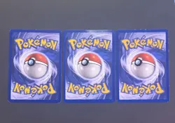 Vintage Pokemon Cards: Base Set Legendary Birds Articuno Moltres Zapdos Lot 1999 - Image 2