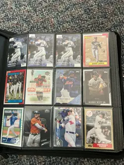 Lot of (480) Baseball Collection CArds in a Binder - Image 1