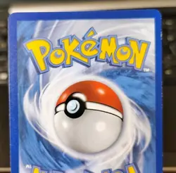 POKEMON CHARIZARD 025/185 REVERSE HOLO RARE VIVID VOLTAGE MP - Image 3