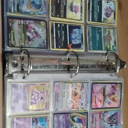 Pokemon TCG Binder Lot Charizard V Pikachu Mewtwo 500+ plus cards - Image 3