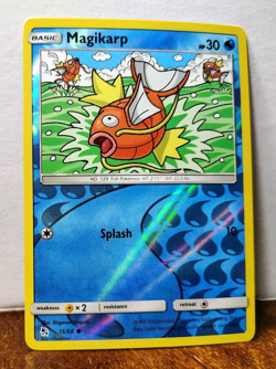 POKEMON MAGIKARP 15/68 REVERSE HOLO HIDDEN FATES LP - Image 1
