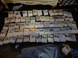600 Pokemon Card Bulk Lot | See Pictures - Image 4
