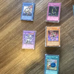 Yu-Gi-Oh! Over 1000+ Normal. 100 + Silver, Secret Rares, Gold Cards etc. - Image 1