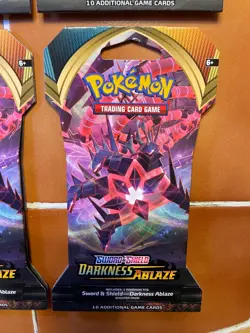 Pokemon TCG: Sword & Shield Darkness Ablaze Sleeved 4 Booster Packs (SEALED/NEW) - Image 4