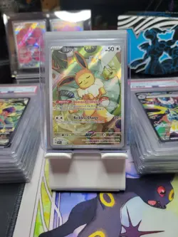 Eevee Pokemon SVP 173 Full Art Illustration Rare Black Star Promo, NM - Image 1