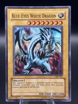 Yu-Gi-Oh! TCG Blue-Eyes White Dragon SKE-001 Super Rare - Image 1