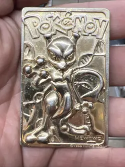 1999 Nintendo Pokemon Burger King 23K Plated Mewtwo Gold Metal Card Promo - Image 1