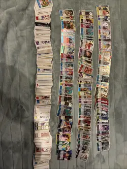 Bulk Lot Of Over 900 One Piece Cards - Image 1