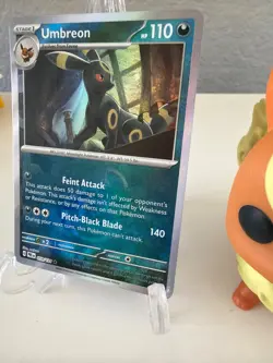 Umbreon | MASTER BALL PATTERN | 059/131 | Prismatic Evolutions | POKEMON - Image 2