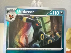 Umbreon | MASTER BALL PATTERN | 059/131 | Prismatic Evolutions | POKEMON - Image 3