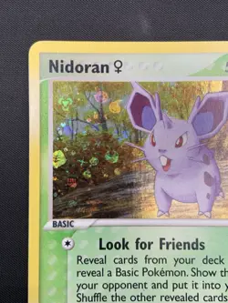 2004 POKEMON NIDORAN F #70/112 EX FIRE RED LEAF GREEN REVERSE HOLO LP - Image 2