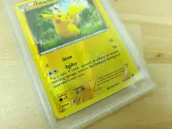 2015 Pokemon XY Breakthrough Pikachu Reverse Holo #48/162 PSA 8 - Image 4