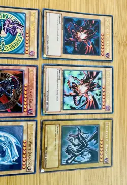 Yu-Gi-Oh Blue Eyes White Dragon Dark Magician Red Eyes Bundle Lot - Image 2
