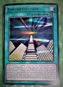 Yu-Gi-Oh DUSA-DE062, Zukunftsfusion, "near mint", 1. Auflage NEU - unbespielt - Image 1